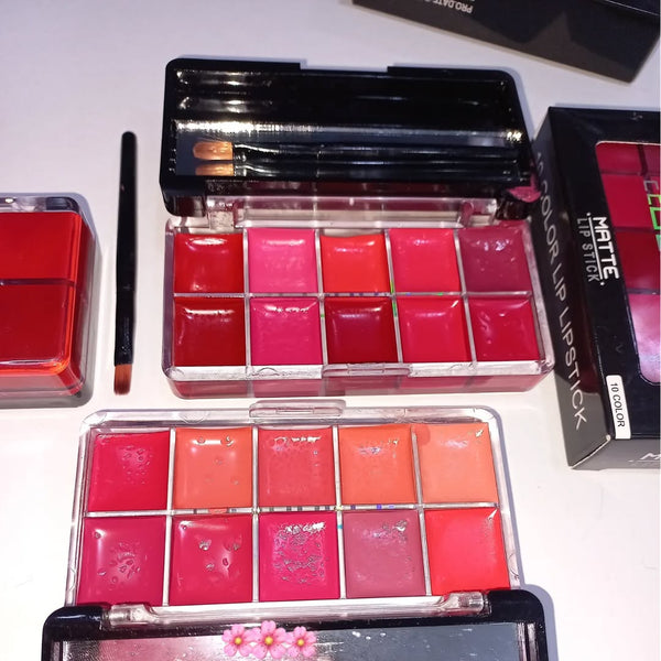 10-Color Matte Lipstick Palette