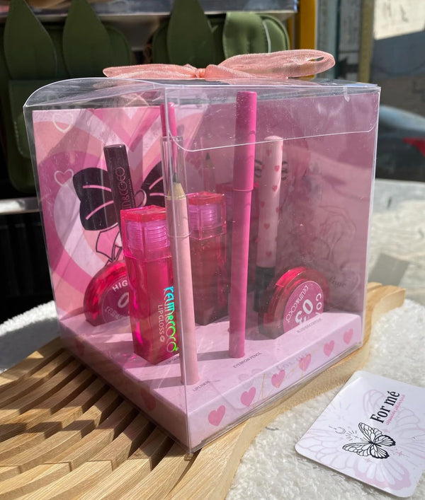 Kevin And COCO  Mix Make-up Gift Box Set